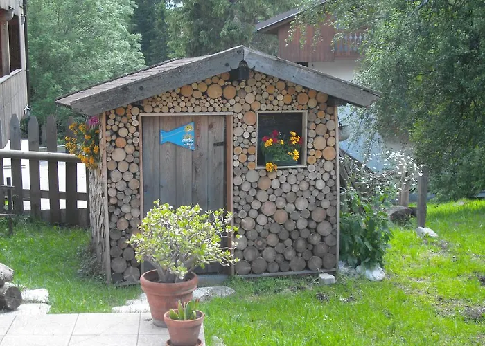 Zajazd Garni Meuble La *