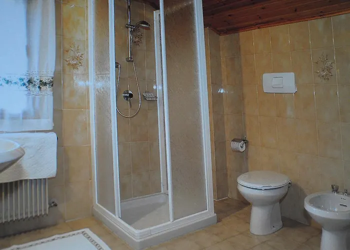 Garni Meuble La אורחן ואל די זולדו